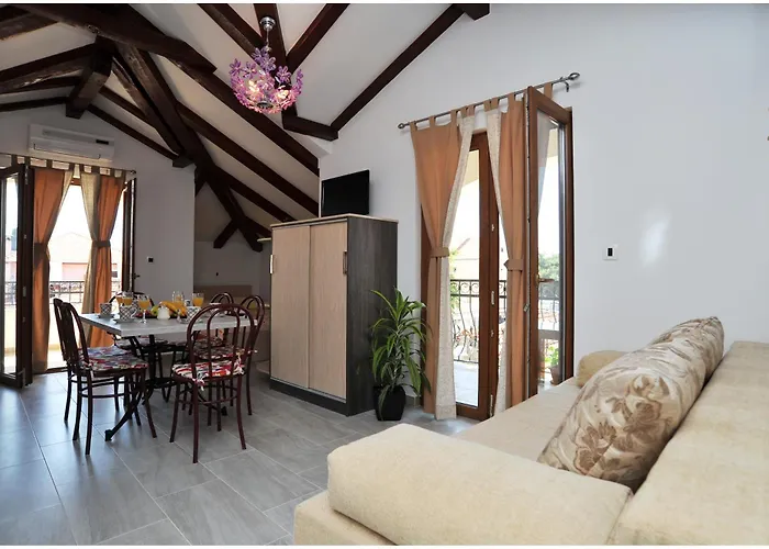 Apartments Cvita